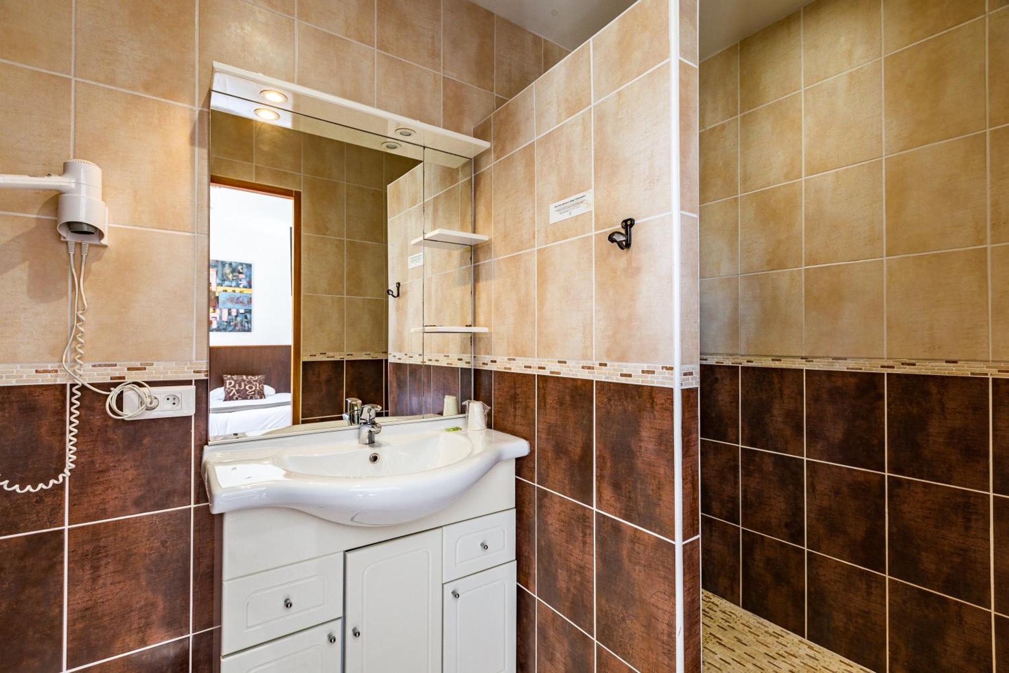 Logis Hotel L'Oliveraie Cognac Buitenkant foto